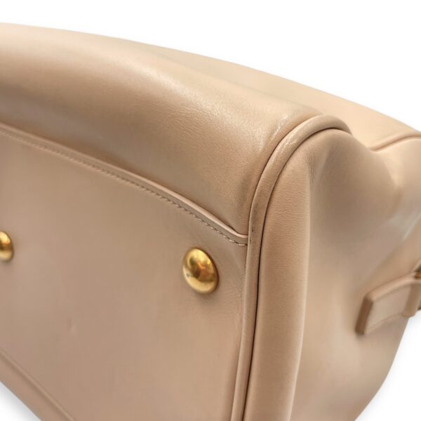 Boston Beige Shoulder Bag in Calfskin, Gold hardware - Image 11