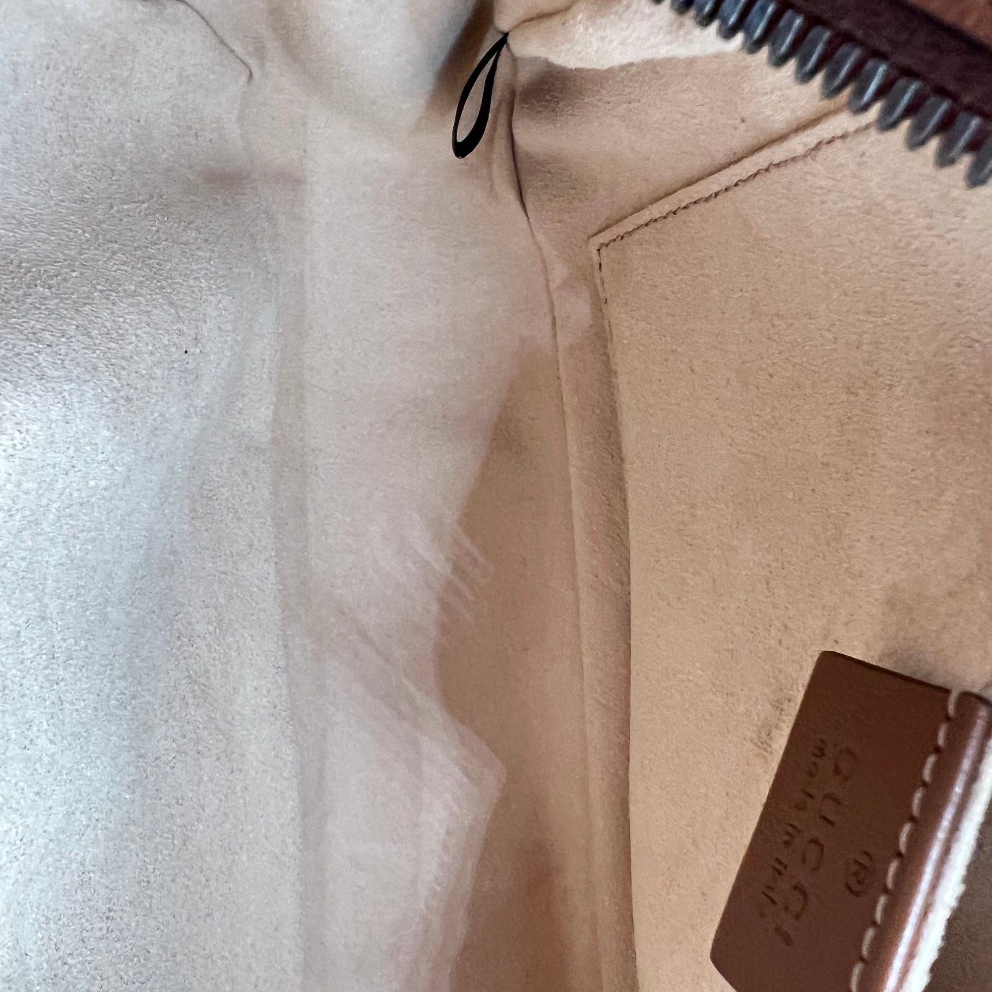 GG Marmont Crossbody Bag Brown in Calfskin, Gold hardware - Image 11