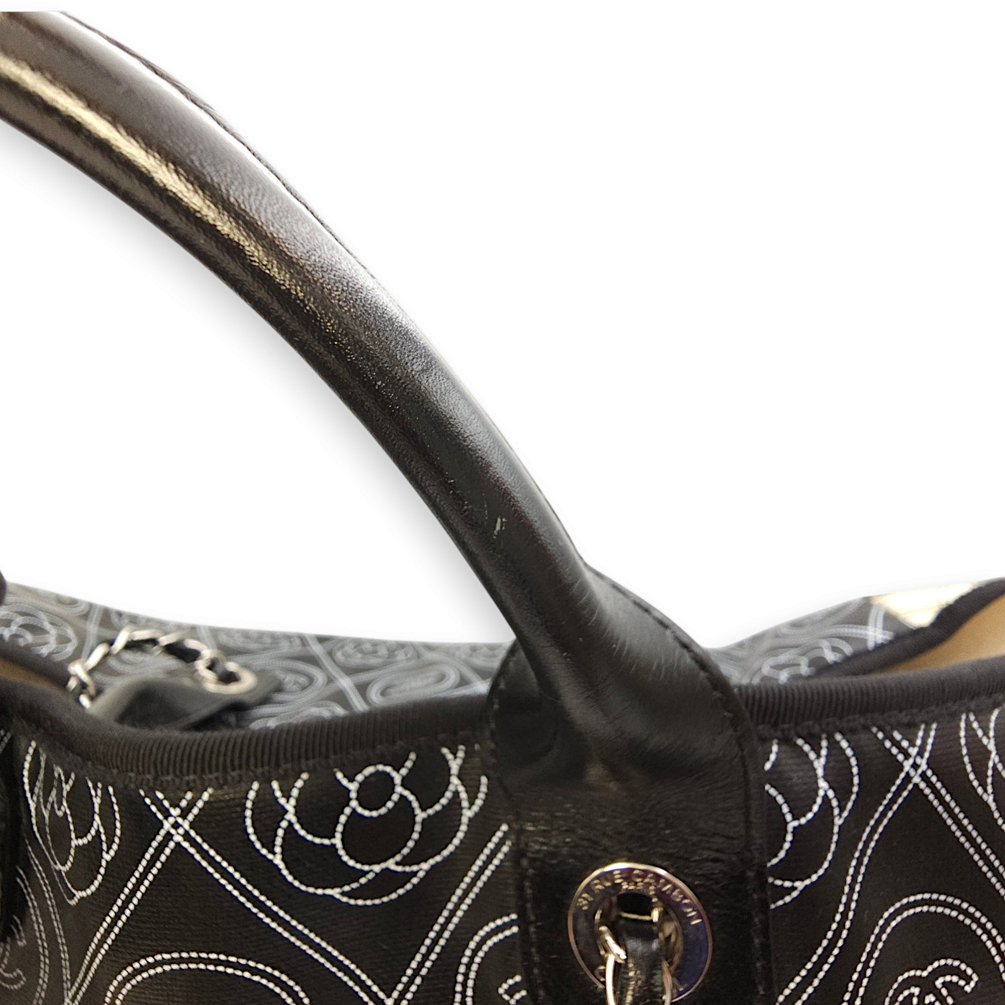 Camellia Logo Printed Deauville Black & cream Tote Bag in Coated Canvas, Silver hardware - Image 9