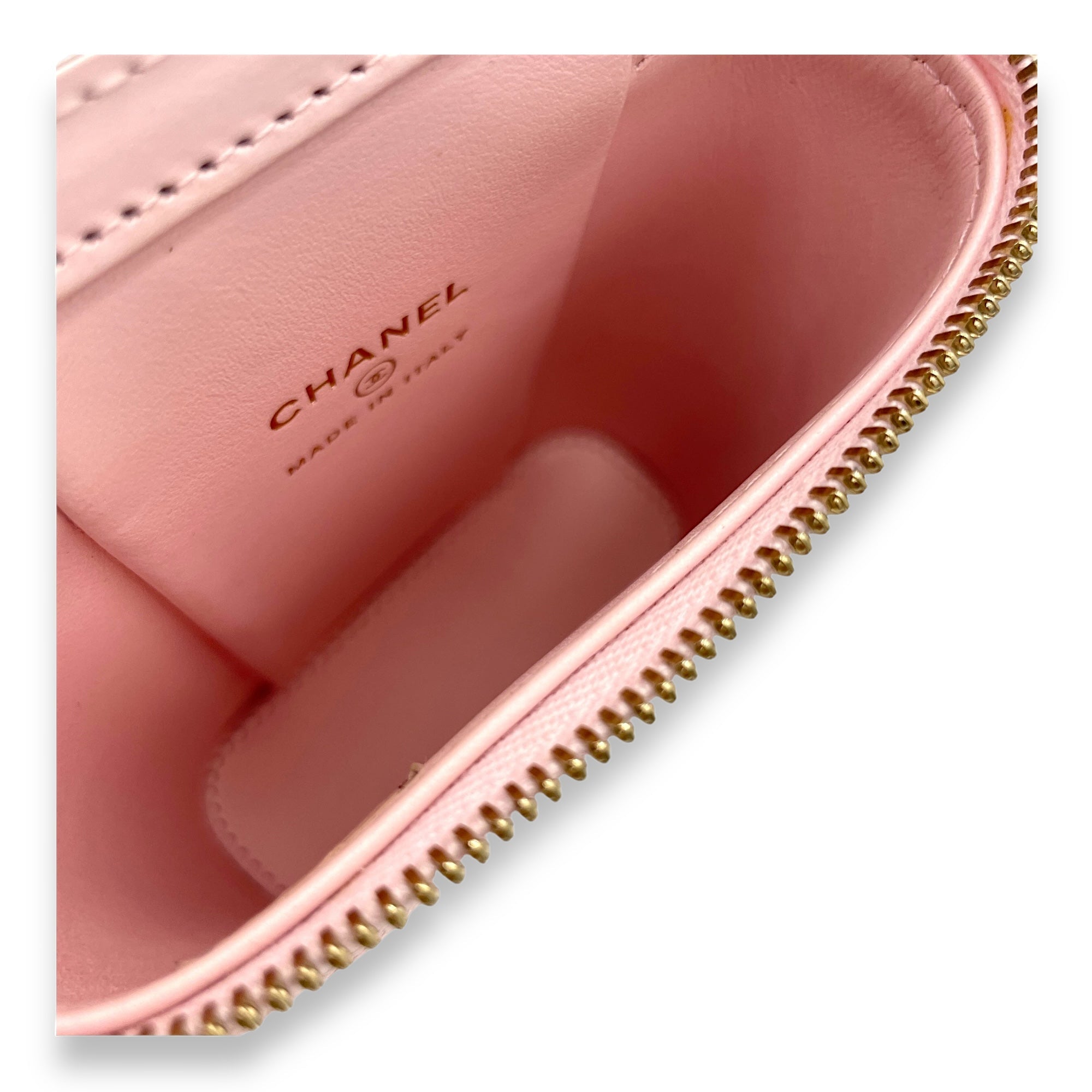 Classic Pink Vanity Bag in Caviar Leather, Gold hardware - Image 13