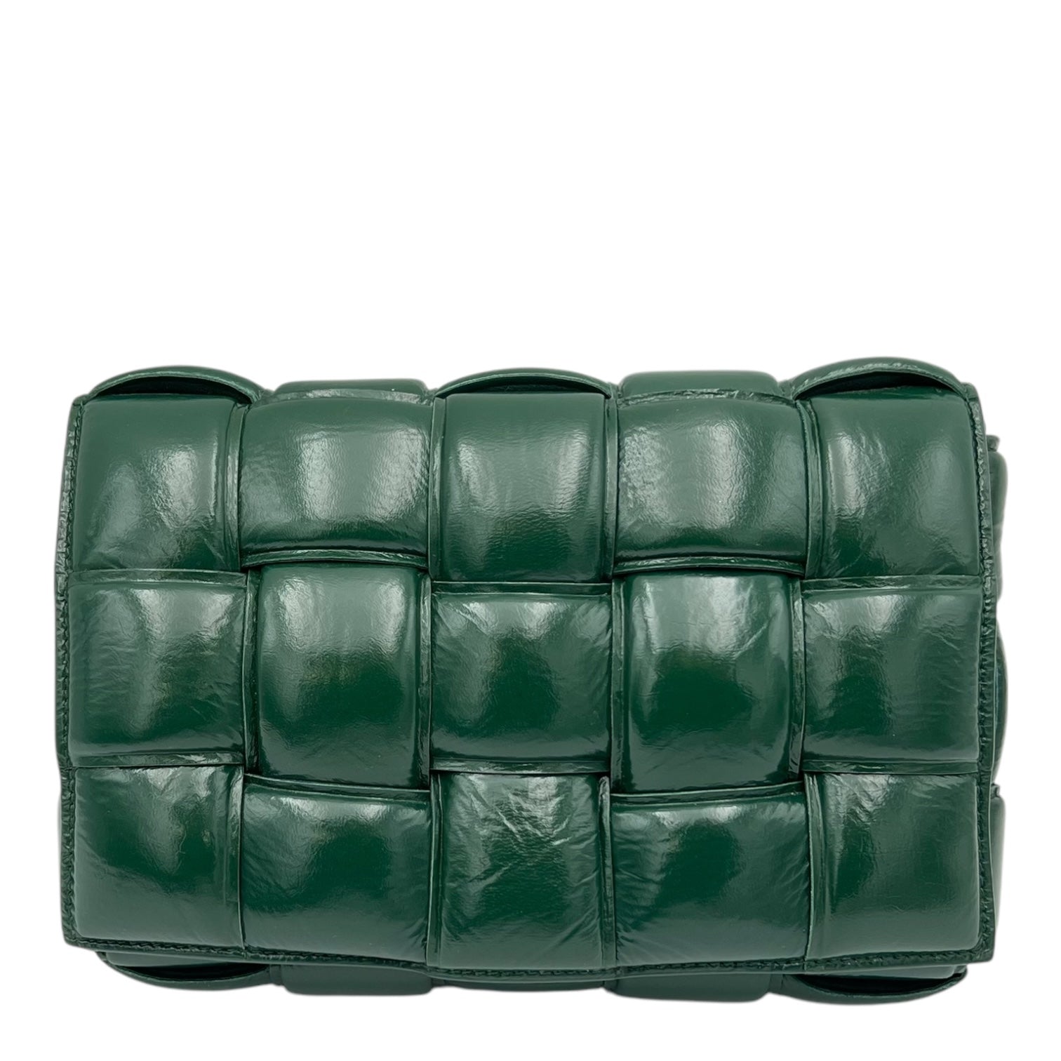 Cassette Shoulder Bag Green in Patent Leather, Gold hardware
