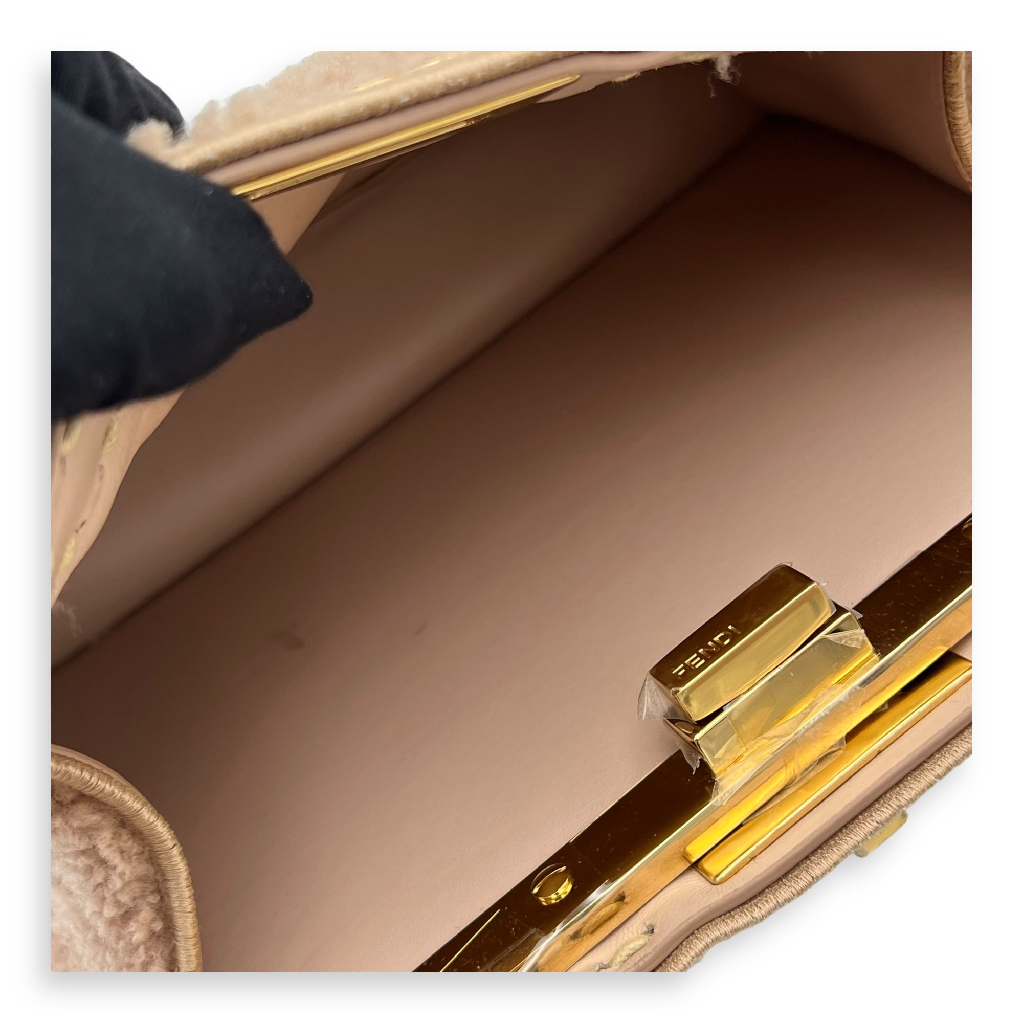 Iseeu Small Beige Top Handle Bag in Shearling, Gold hardware - Image 12