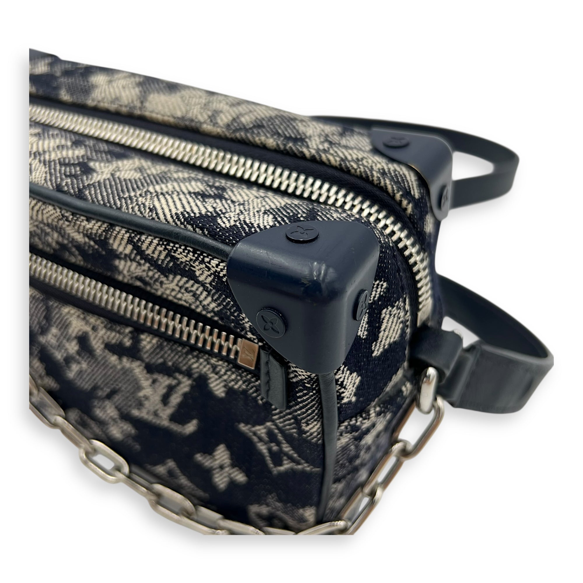 Soft Trunk Shoulder Bag Blue in Denim, Silver hardware - Image 20