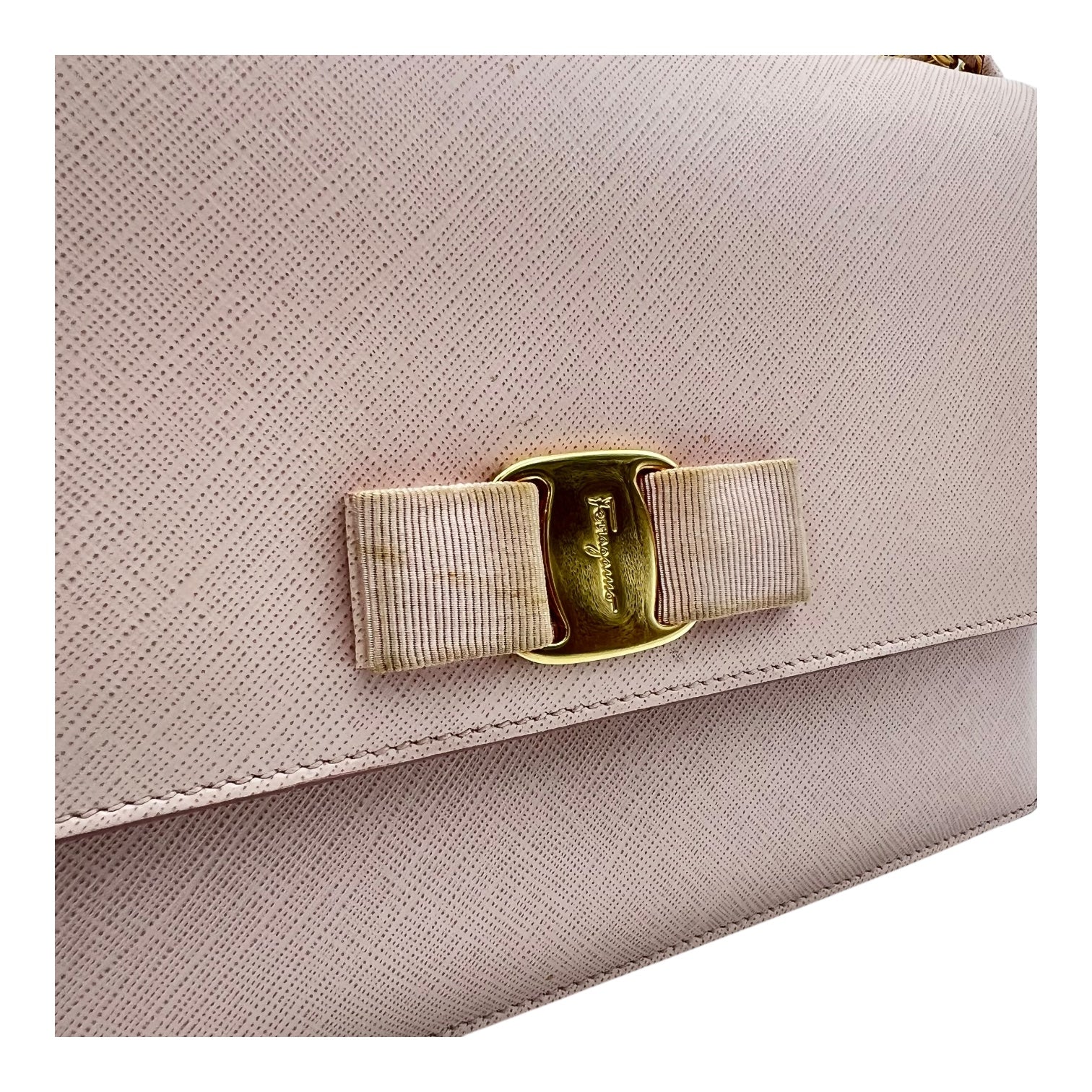 Vara Bow Pink Crossbody Bag in Calfskin, Gold hardware - Image 9