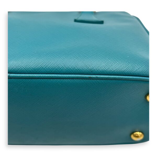 Galleria Top Handle Bag Blue in Saffiano Leather, Gold hardware - Image 12