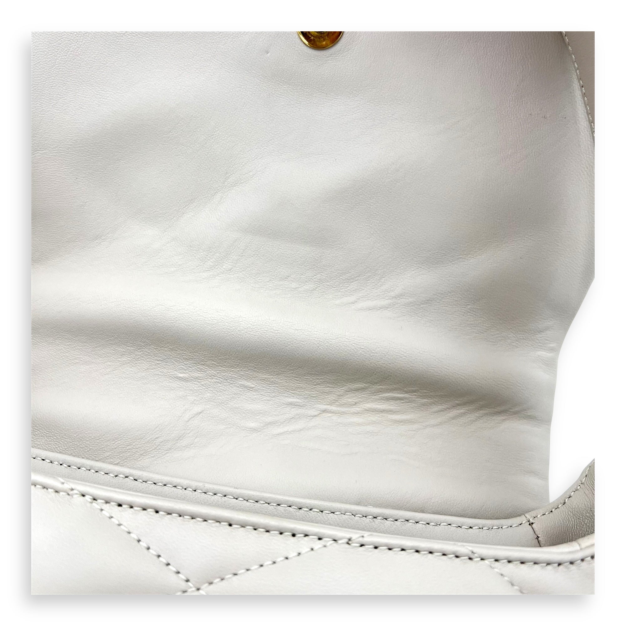 Le 5 A 7 Shoulder Bag White in Calfskin, Gold hardware - Image 15